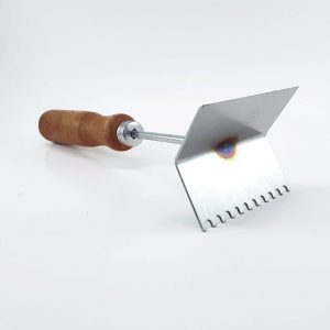 Queen Excluder Cleaning Tool