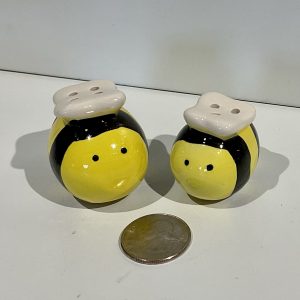 Bee Salt and Pepper Shaker
