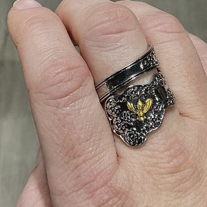 Bee Finger Cuff
