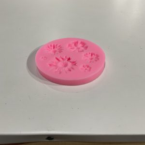 Small Bee and Flower Mold