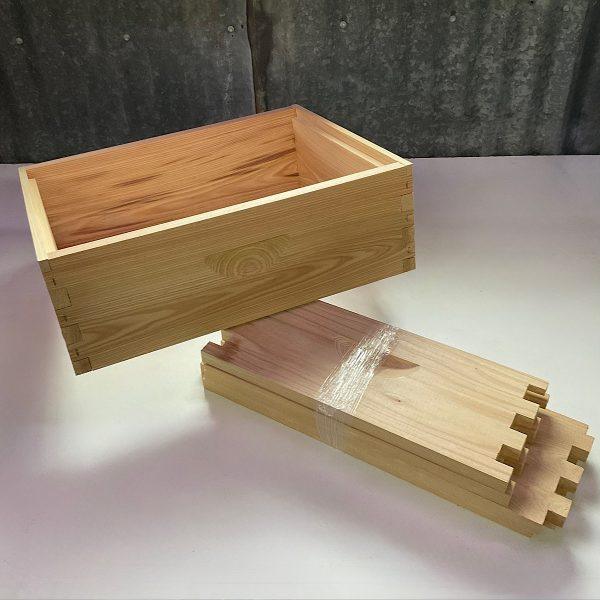 Cypress 10 Frame Medium Box Unassembled