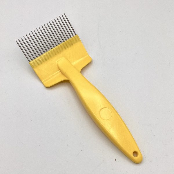 Lightweight Capping Scratcher