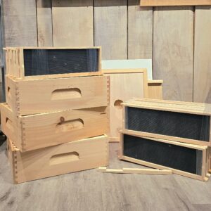 img_0613 Pura Pine 8 Frame Assembled All Medium Brood Kit