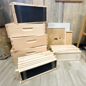 img_2695 Amish Pine 10 Frame Assembled 1 Deep 1 Medium Brood / 1 Medium Super Hive