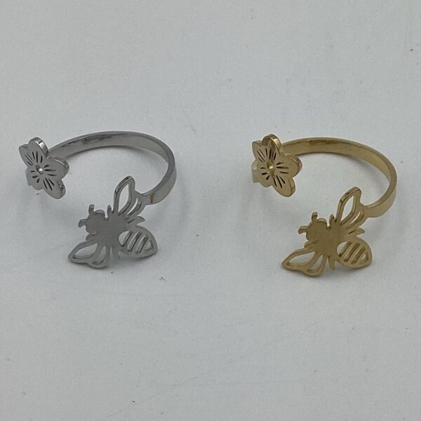 Bee with Flower Ring - Stainless Steel