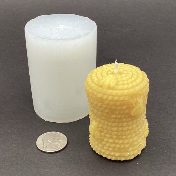 Thread Pillar with Bees Wax Mold