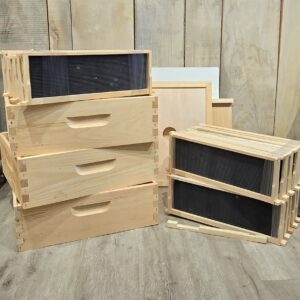 Amish Pine 10 Frame Assembled 3 Deep Full Hive Kit